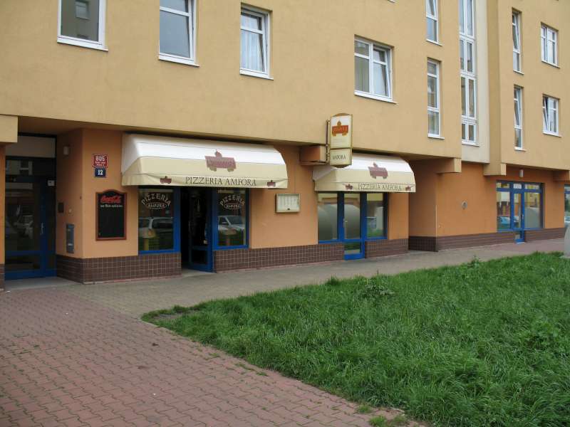 Pizzerie Amfora - Mansfeldova 805/12, 198 00 Praha 14