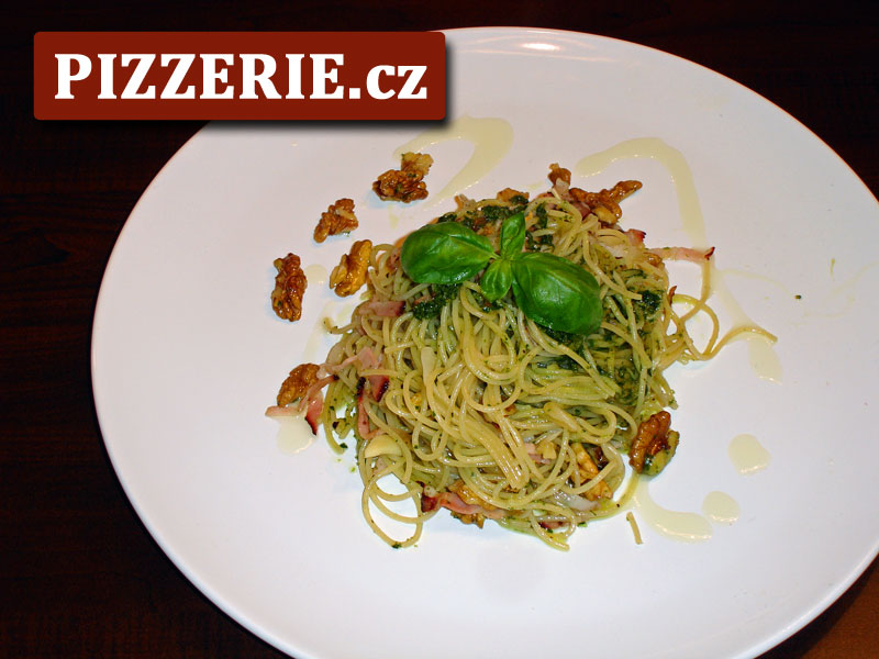 Špagety s pestem - Video: Spaghetti con pesto