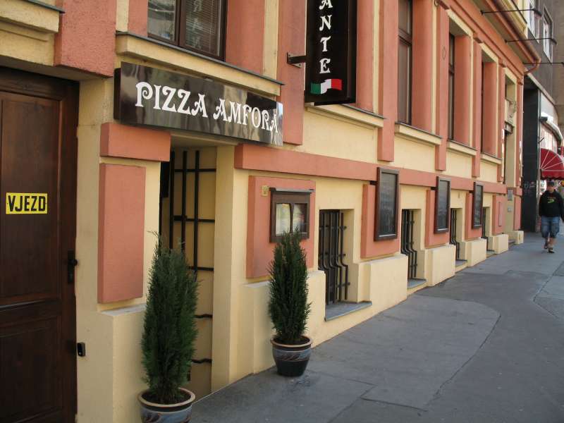 Pizzerie Amfora - Štěpánská 611/14, 110 00 Praha 1