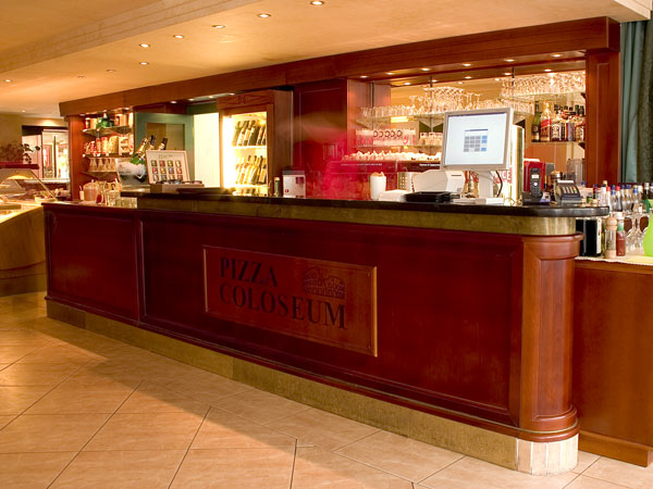 Pizza Coloseum - Václavské náměstí 846/1, 110 00 Praha 1